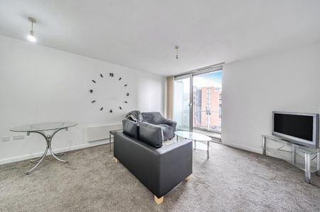 2 bedroom flat to rent - Photo 3