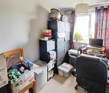 2 bedroom semi-detached house to rent - Photo 2