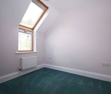 A 1 Bedroom Flat in Lansdown GL50 3RW - Photo 2