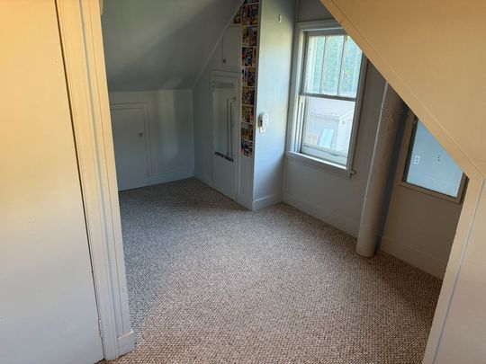 For Lease - 64 FREDERICK Street, Woodstock, Ontario - Photo 1