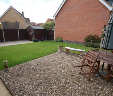 4 bedroom detached house to rent - Photo 6