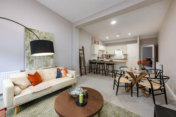 2 bedroom flat to rent - Photo 1