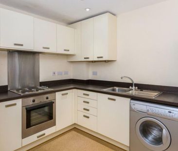 1 bedroom flat to rent - Photo 4