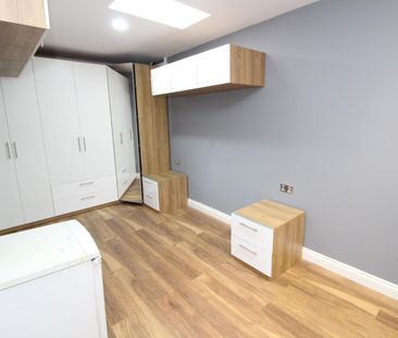 The Ridge, Purley - Photo 1