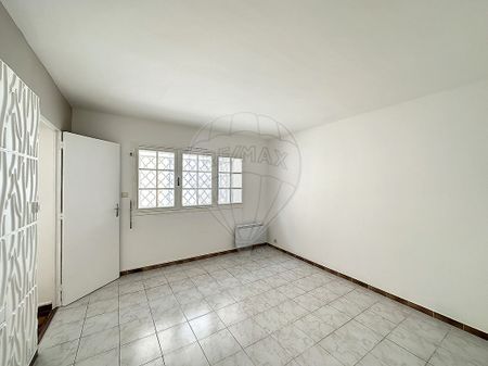 Maison 3 chambre(s) à louer - Nîmes - Photo 3