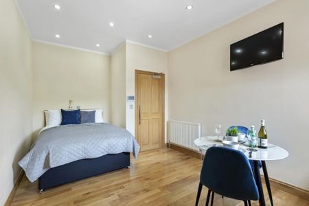 1 bedroom ground floor flat to rent - Photo 2