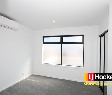 BRAND NEW TOWNHOUSE - Photo 2