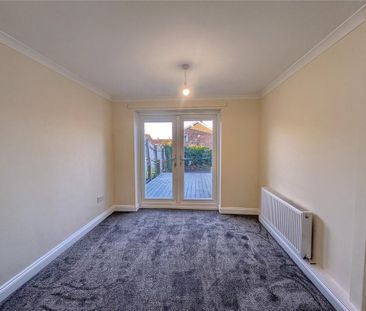 3 bedroom semi-detached house to rent - Photo 5