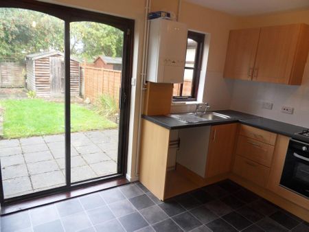 2 bedroom terraced house to rent - Photo 5