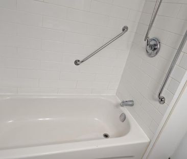 2 CH - 1 SDB - Québec - $1,349 /mo - Photo 3