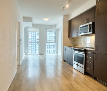 For Lease - 4055 Parkside Village Drive Unit# 2616, Mississauga, On... - Photo 4