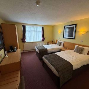 Connaught Road, Reading, RG30 - Photo 2