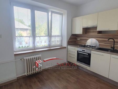 Pronájem bytu 1+1 40 m2 - Fotografie 4