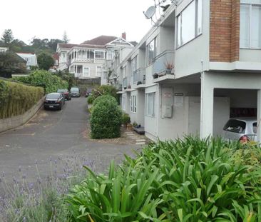 Mt Eden Sunshine Haven 1 bedroom in quiet complex - Photo 5