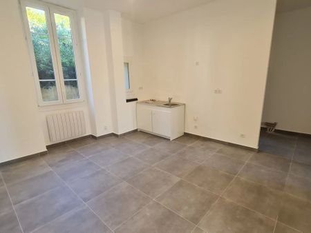 Location Appartement 3 pièces 50 m2 à Nice - Photo 5