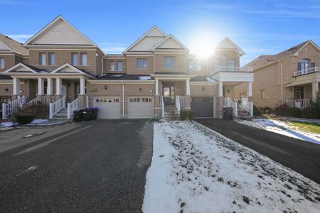 For Lease - 27 Sharpe Crescent, New Tecumseth, Ontario - Photo 2