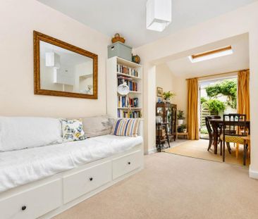 3 bedroom terraced house to rent - Photo 1