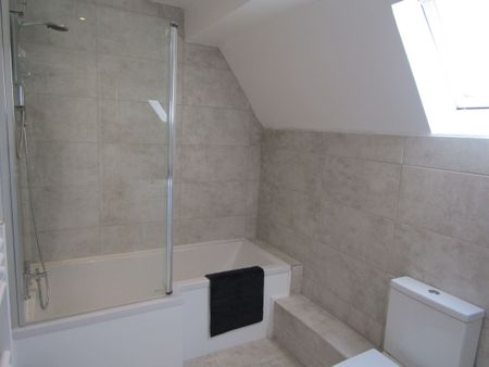 Simples Rooms with a Garden Room 4 - Photo 4