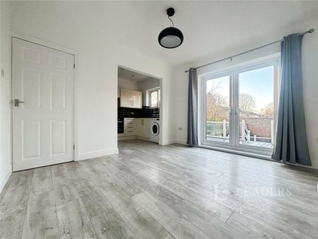 3 bedroom house to rent Mousehold Lane, Norwich, NR7 - Photo 2