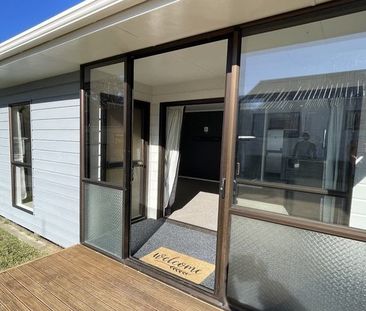 Tidy 2 bedroom home - close to town - Waihi - Photo 3