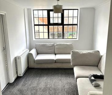 1 bedroom flat to rent - Photo 2