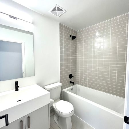 For Lease - 280 dundas street west Street Unit# 415, Toronto, Ontario - Photo 3