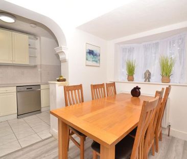 4 bedroom semi-detached house to rent - Photo 1