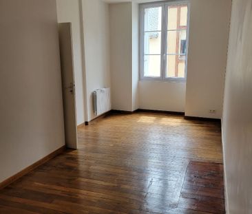 Apartment - Photo 2