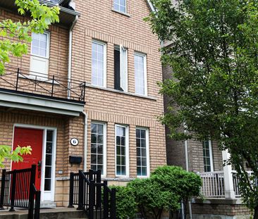 Private Basic - North York (Female Only) - Photo 2