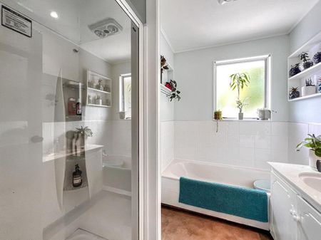 1/27 Midgley Road, West Harbour - Photo 3