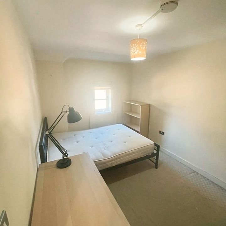 Room in a Shared House, Carisbrooke Road, B17 - Photo 1