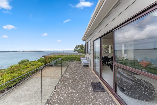 43 Aldersgate Road, Hillsborough - Photo 1