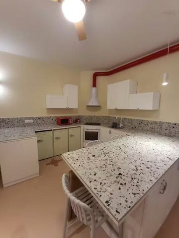 Via di Mezzo, Florence, Tuscany 50121 - Photo 2