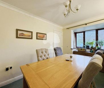 3 bedroom detached house to rent - Photo 4