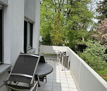 Ruhige 2,5-Zimmer-Wohnung mit großem Balkon in bester Lage in Nymphenburg - Foto 2