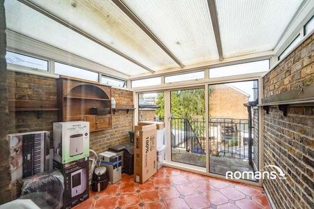 Fairfield Road, West Drayton, UB7 - Photo 5