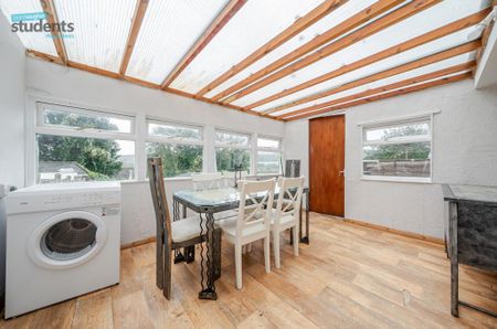 5 bedroom terraced house to rent - Photo 4