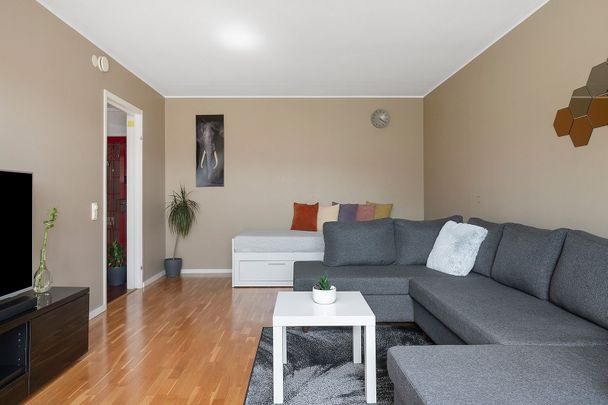 Bangatan, Södertälje - Photo 1