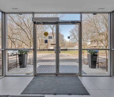 The Winchester - Photo 5