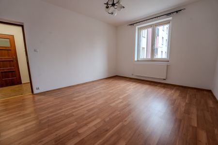 Mieszkanie do wynajęcia 61 m2 – 2 pokoje – 1 piętro, ul. Pułaskiego 32-40 Kalisz - Фото 4