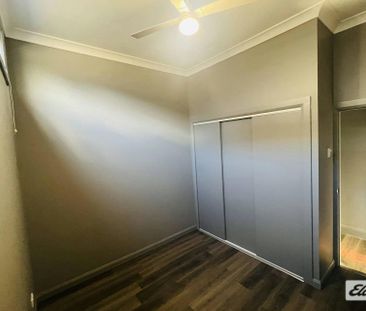 Newly Renovated 4 Bedroom Home - Photo 4