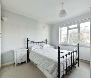 2 bedroom maisonette to rent - Photo 4