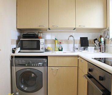 Adams Way, Croydon, CR0 - Photo 1