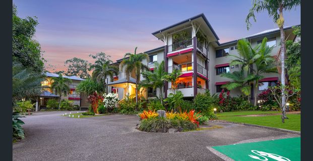 PARTLY FURNISHED APARTMENT “THE KEYS”, PARADISE PALMS - Photo 1