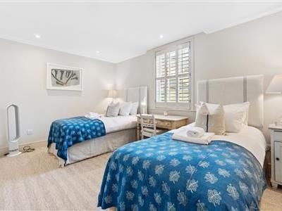 Kersley Mews, SW11 - Photo 5