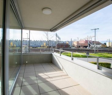 Modern 2.5-room apartment with balcony at Lyss station - Foto 6