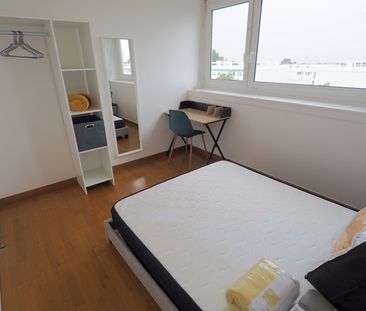 Location Appartement 4 pièces 71m² - Photo 4