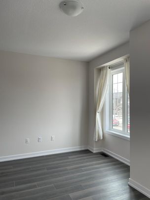 For Lease - 26 Hollywood Court, Cambridge, Ontario - Photo 1