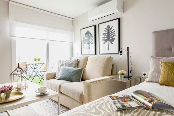 Calle Trinidad Grund, Málaga, Andalusia 29001 - Photo 1