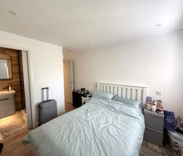2 bedroom apartment to rent - Photo 3